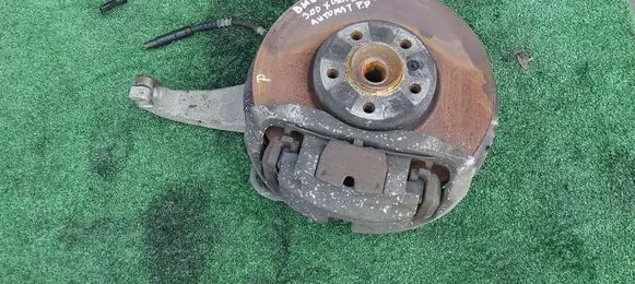 BMW 5 F10 F11 Front wheel hub