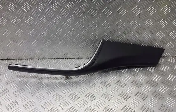 Opel Mokka X Dashboard lower bottom trim panel 42502445