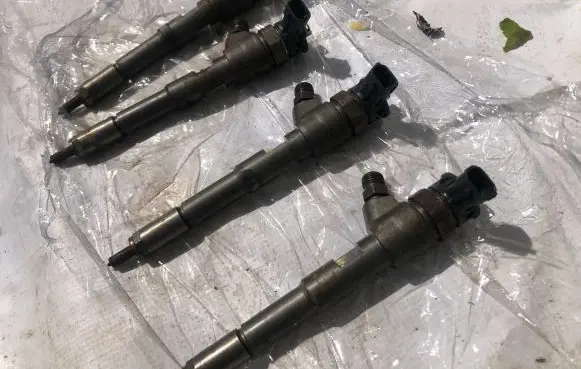 Renault Captur Fuel injector