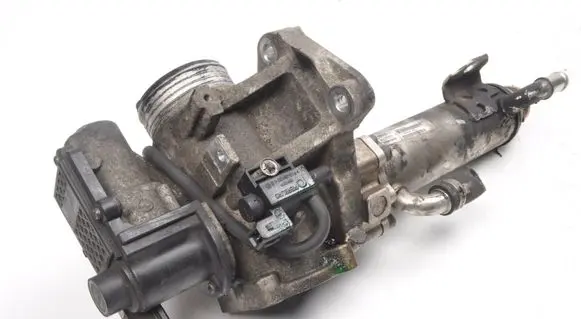 Volvo XC70 EGR valve 30774813