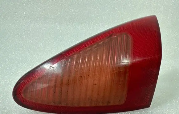 Alfa Romeo 147 Tailgate rear/tail lights 03321010 46747825 46556346