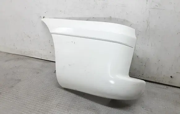 Rear bumper corner part panel trim