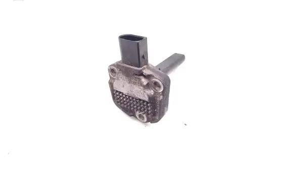 BMW 1 E81 E87 Oil level sensor 6PR008324