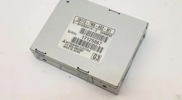 Honda Insight Other devices 39113TM8A02M1