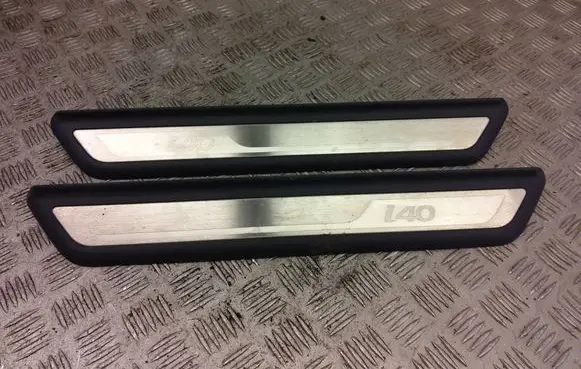 Hyundai i40 Front sill trim cover 85883-3Z100