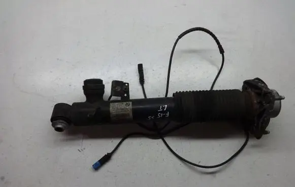 BMW X5 F15 Rear shock absorber/damper 6863175