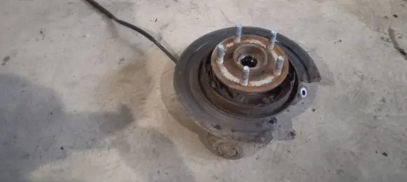 Jeep Grand Cherokee Rear wheel hub 04877112AB