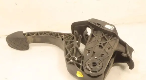 Skoda Fabia Mk3 (NJ) Clutch pedal 