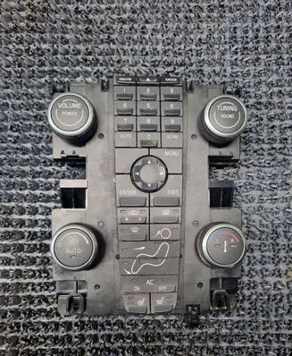 Volvo V50 Climate control unit 30782535 07W21T1