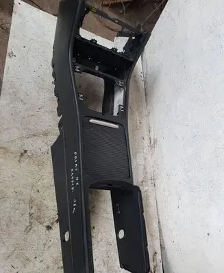 Volkswagen PASSAT B6 Center console