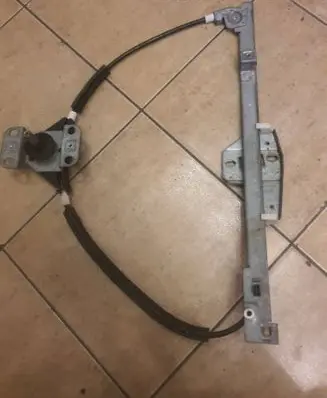 Volkswagen PASSAT B3 Sliding door window regulator with motor 357839402