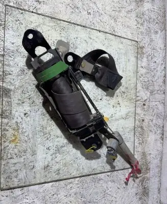 Volvo S60 Front seatbelt