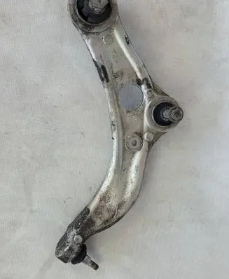 Renault Megane IV Front lower control arm/wishbone 545055058R