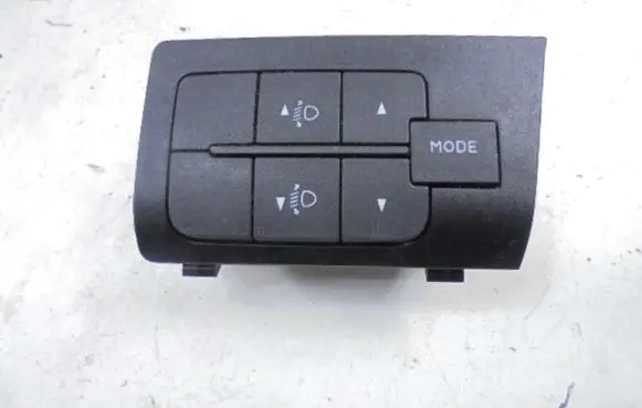 Peugeot Boxer Headlight level height control switch