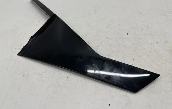 Nissan Qashqai J12 Rear door trim (molding) 822916UA1A