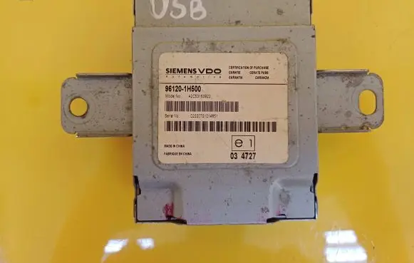 KIA Ceed USB control unit 961201H500