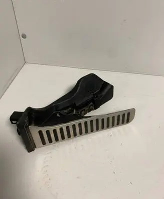 Volkswagen Golf Cross Accelerator throttle pedal 1K1723503Q