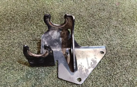 Citroen Jumper Gear shift cable bracket 1400688680