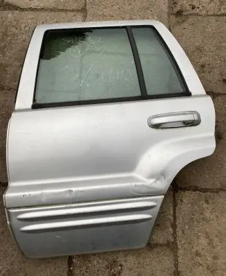 Jeep Grand Cherokee (WJ) Rear door