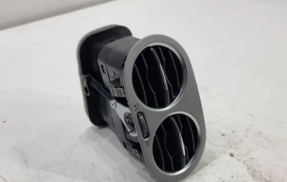 Volkswagen Tiguan Dashboard side air vent grill/cover trim 5M0819759