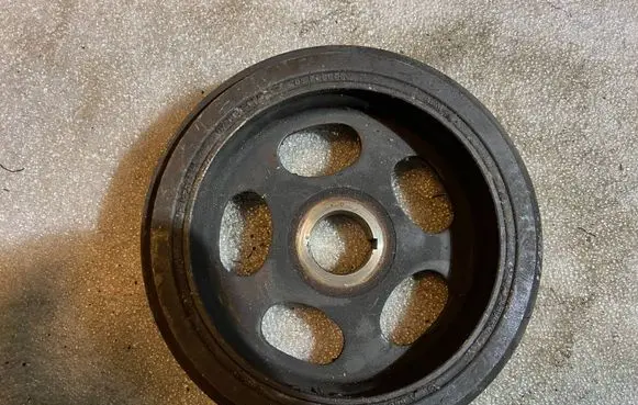 Mercedes-Benz B W245 Crankshaft pulley a6400300503 6400300503