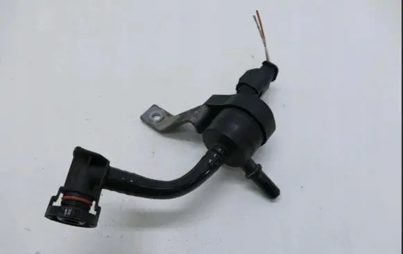 Citroen C3 Picasso Vacuum valve V754196180