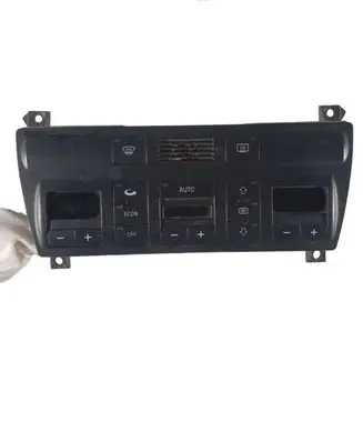 Volkswagen Golf V Climate control unit 4B0820043F 5HB00760400 D550000
