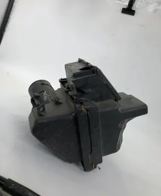 Infiniti QX60 L50 Air filter box 3JA00