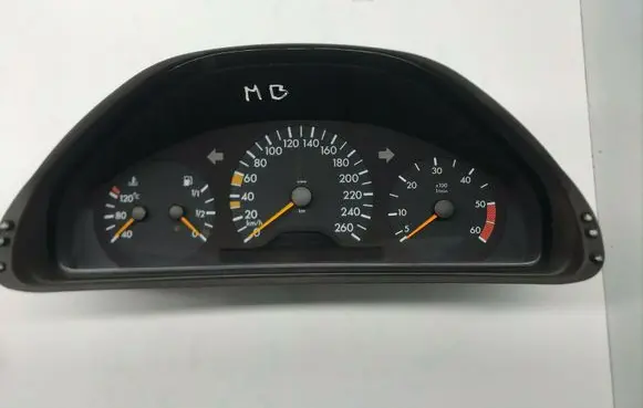Speedometer (instrument cluster)