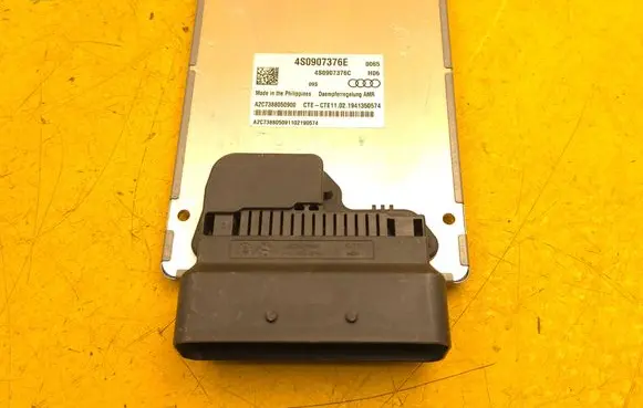 Audi R8 4S Suspension control unit/module 4S0907376E 4S0907376C