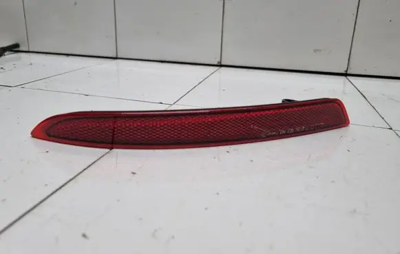 Opel Astra J Rear tail light reflector 18761701 13370756 18761801