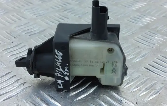 Citroen C4 I Picasso Central locking motor 9660019180