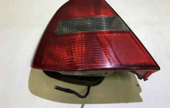 Mitsubishi Carisma Rear/tail lights 151085