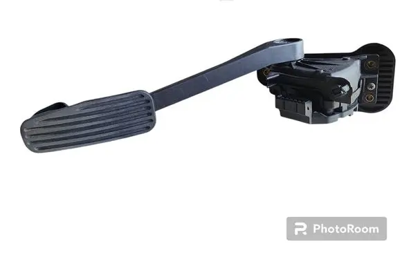 Volvo S60 Accelerator throttle pedal 9496822