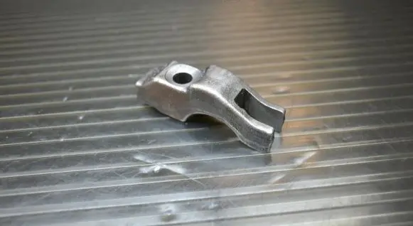 Opel Mokka Fuel Injector clamp holder
