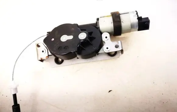 Volkswagen Phaeton Seat adjustment motor 8903000