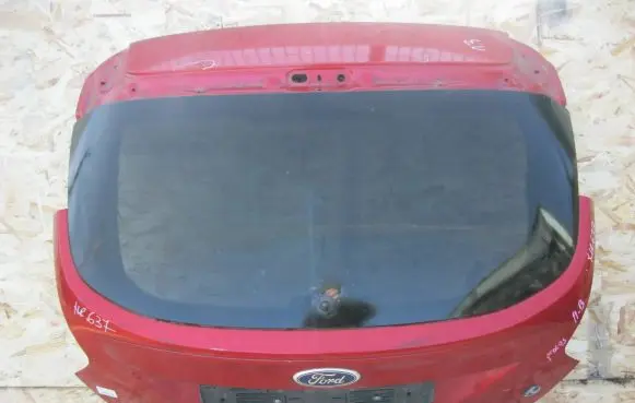 Ford Focus Tailgate/trunk/boot lid