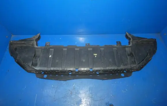 Volvo S90, V90 Engine splash shield/under tray 31383239