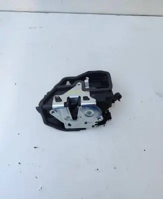 BMW X5 E70 Front door lock 7318423 7318311 1120085