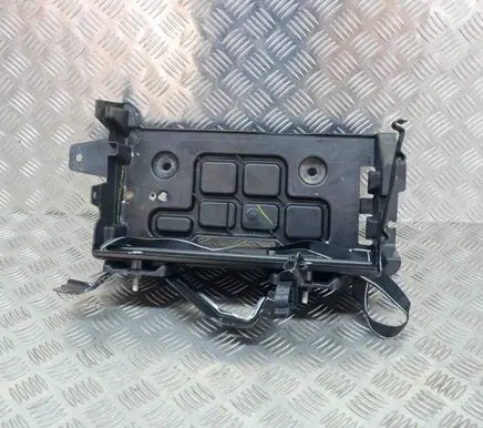 Maserati Ghibli Battery box tray 05112061AK
