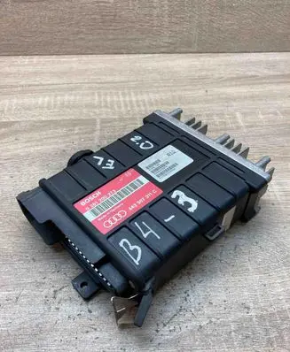 Audi 80 90 S2 B4 Engine control unit/module ECU 443907311C 0261200273