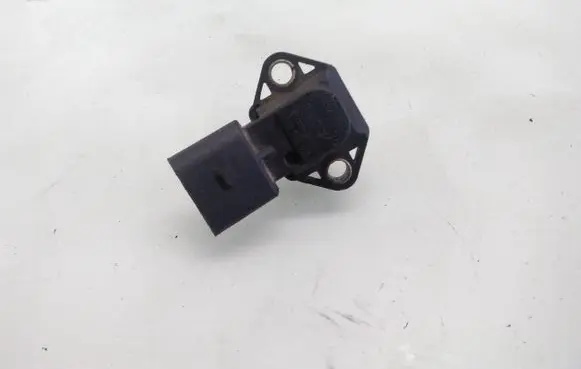 Volkswagen PASSAT B6 Air pressure sensor 038906051
