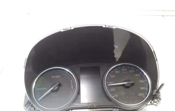 Mitsubishi Outlander Speedometer (instrument cluster) 8100C385