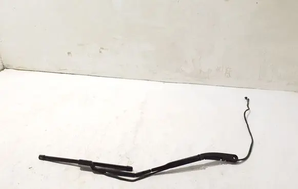 Volvo XC60 Front wiper blade arm 31662322