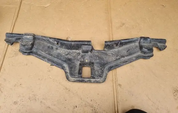 Toyota Auris E180 Engine bonnet/hood lock trim molding XXXX