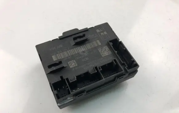 Volkswagen Golf VII Other control units/modules 5Q0959593E