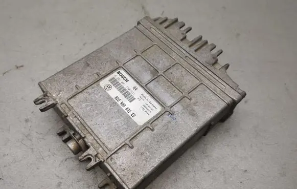 Ford Galaxy Engine control unit/module 028906021ES 0281001530