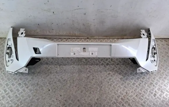 Peugeot 5008 II Front bumper 9836768577 ZOS99936289