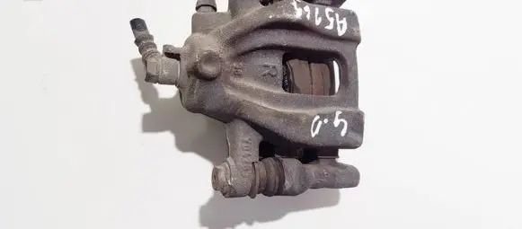 Honda CR-V Rear brake caliper y04283