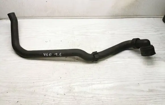 Volvo V60 Engine coolant pipe/hose S4000256